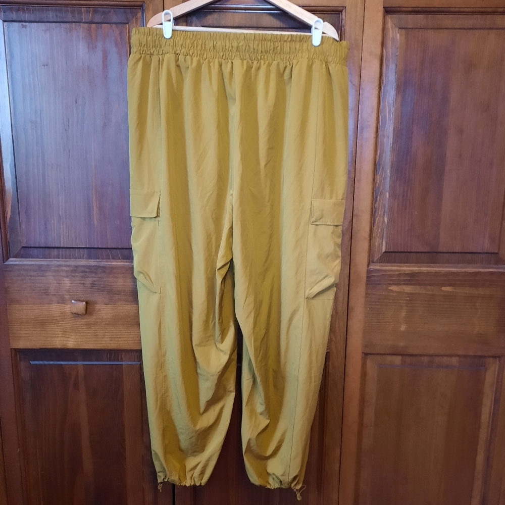 Fabletics Eleanor Cargo Track Pants Warm Olive High-rise Wide Leg Size 3X - Picture 13 of 15